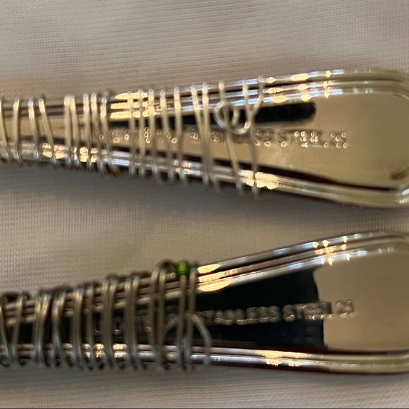 New in box set of 2 stainless steel mini spoons beaded ribbon wire green - Picture 6 of 7
